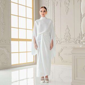 NWT Mayang by Anntsya Jasmine Series 2 Pc Set in White